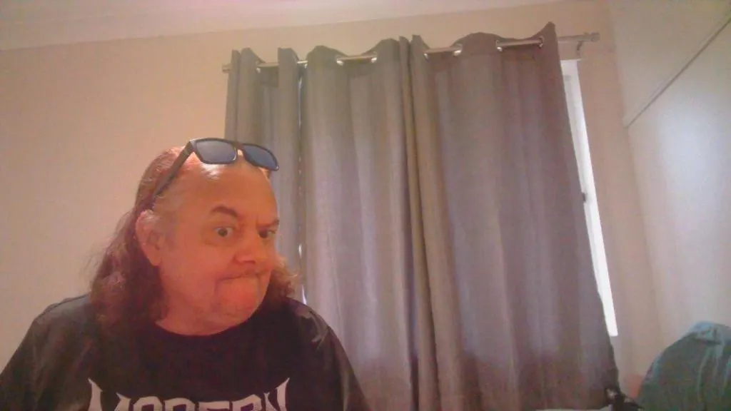 Grizzly Damo'S Nft Gallery Apartment Brisbane Australia